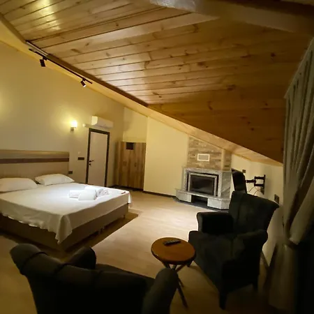 Отель Capella Hideaway *