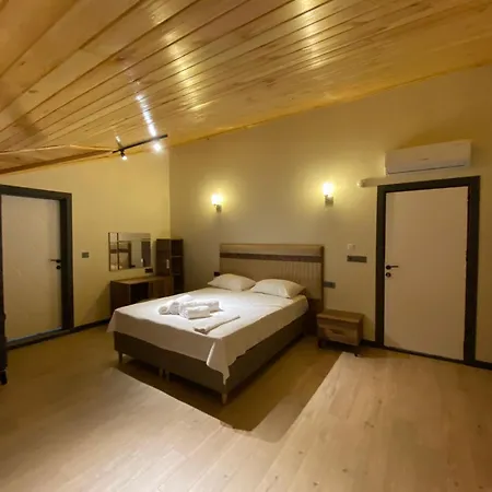 Capella Hideaway Отель *