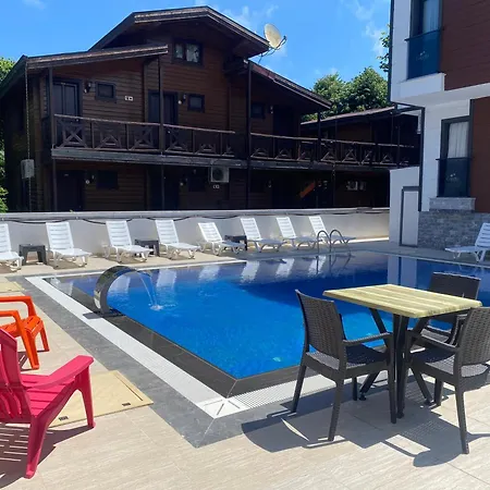 Capella Hideaway מלון