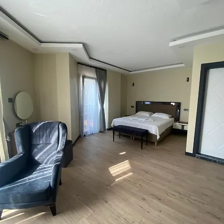 Capella Hideaway מלון