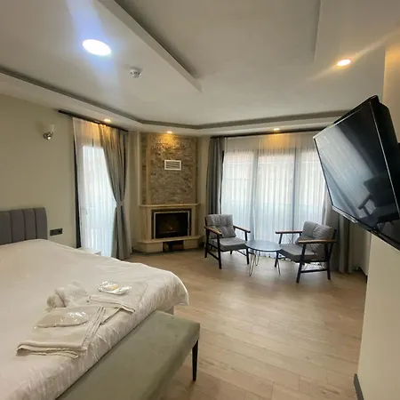 Capella Hideaway Hotel *