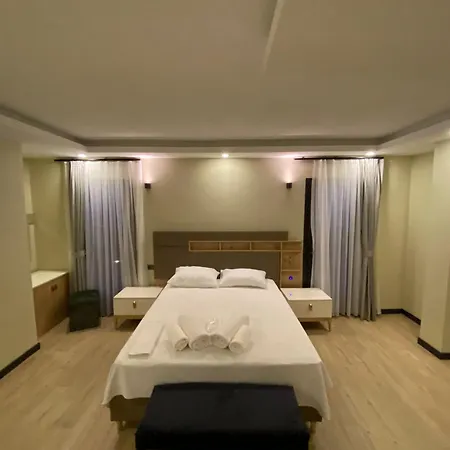 Capella Hideaway מלון *