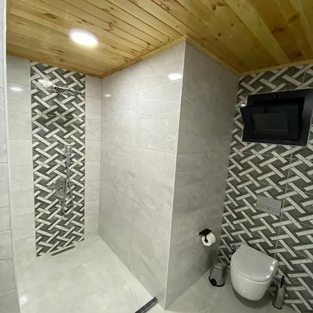 Capella Hideaway מלון
