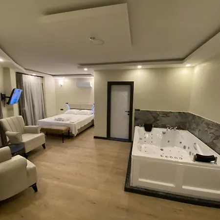 Capella Hideaway *
