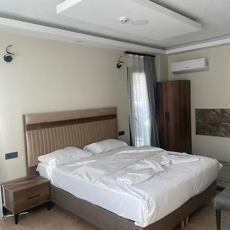 Capella Hideaway *